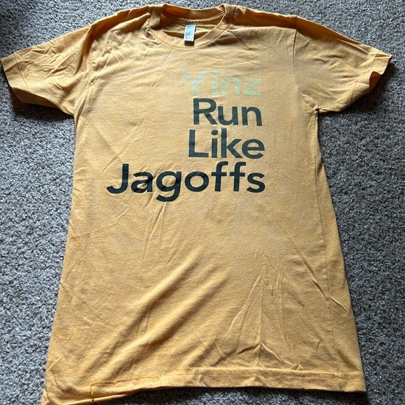 Tops - Yinz Run Like Jagoffs XS tshirt in yellow